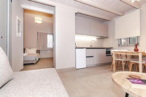 helichrysum lofts