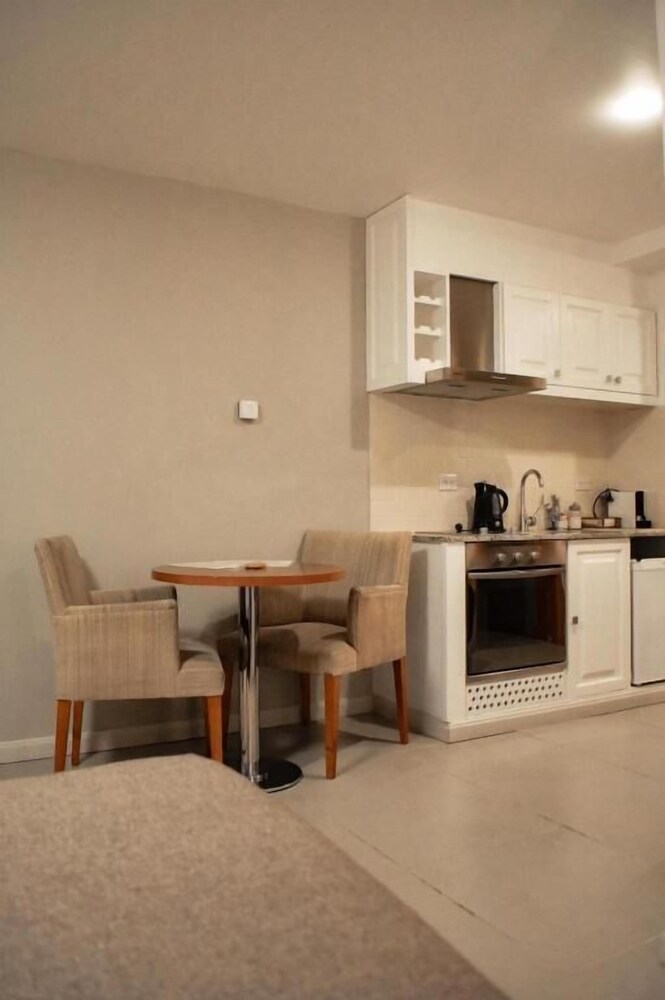 Las Bayas Home Suites