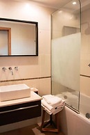 Las Bayas Home Suites