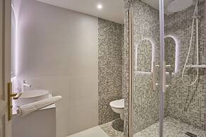 Superb AC Apartment Champs de Mars Eiffel Tower