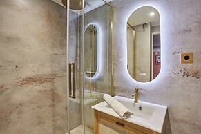 Apartment AC Champs de Mars Eiffel Tower by Studio Prestige