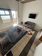 NOMADIK HOSTEL