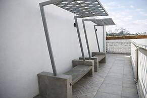 NOMADIK HOSTEL