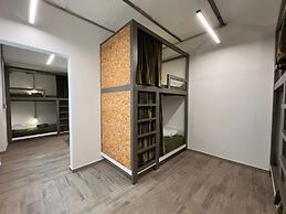 NOMADIK HOSTEL