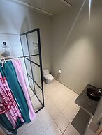 NOMADIK HOSTEL