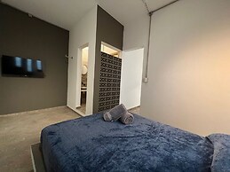NOMADIK HOSTEL