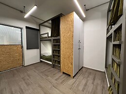 NOMADIK HOSTEL