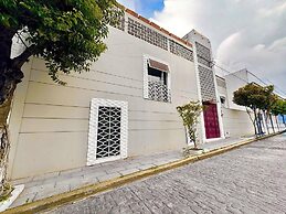 NOMADIK HOSTEL
