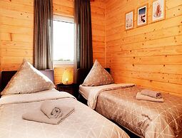 Holiday Homes With Pool, Jacuzzi and Sauna