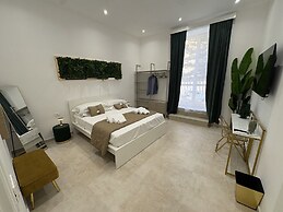 Ballarò Sunny Rooms