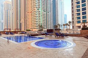 Large Flat with High Floor in Marina
