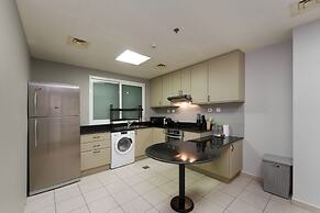 Large Flat with High Floor in Marina