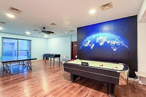 Large Flat with High Floor in Marina