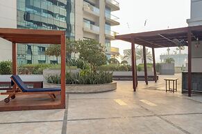 Large Flat with High Floor in Marina