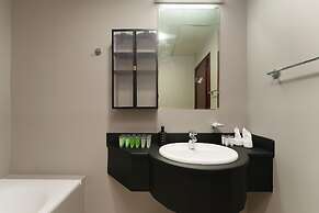 Large Flat with High Floor in Marina