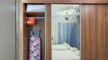 Large Flat with High Floor in Marina