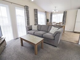 Lily's Lodge