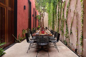 Hotel Serenata Santa Lucia, Mérida