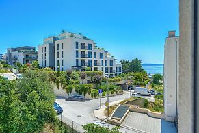Comfortable apartments Obad, 4 min walk to Znjan beach