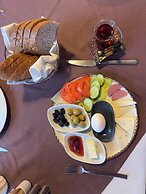 MODENA HOTEL