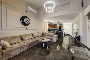 Miracle No 8 Central Modern Duplex
