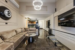 Miracle No 8 Central Modern Duplex