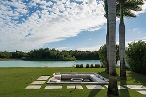 Lagos 28 - Modern Villa With Amazing Lake Views