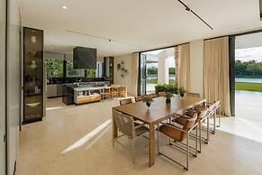 Lagos 28 - Modern Villa With Amazing Lake Views