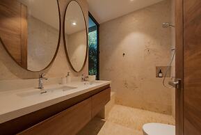 Lagos 28 - Modern Villa With Amazing Lake Views