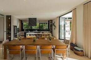 Lagos 28 - Modern Villa With Amazing Lake Views