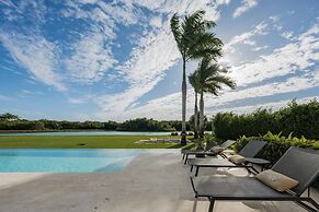 Lagos 28 - Modern Villa With Amazing Lake Views