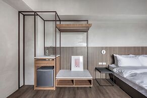 H suite inn
