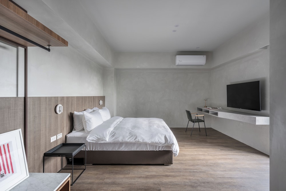 H suite inn