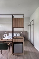 H suite inn