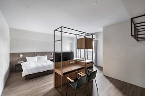 H suite inn