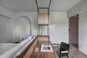 H suite inn