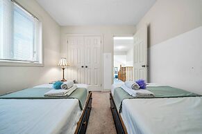King Bed Comfort On Main Floor