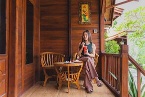 Uli Wood Villa Jimbaran