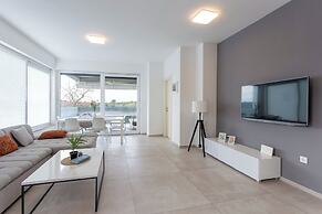 Apartment Sang Near The Beach