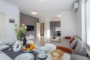 Apartment Sang Near The Beach