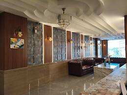 THE HIGH POINT INN & SUITE