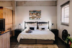 La Rona Hospitality Services