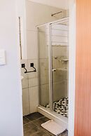 La Rona Hospitality Services