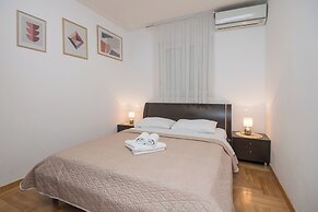 Duplex Apartment Vita Split, near Žnjan Beach