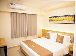 City Crown Hotel