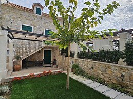 Casa di Pietra Stone House