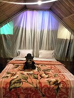 Rasmika Home Stay Seri Shansher