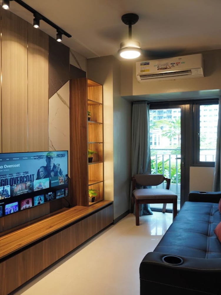 Shore 3 Residences