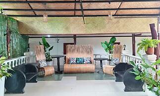 Balinsasayaw Guest House
