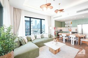 Stylish City Walk 2BR Apt Balcony Iconic Views